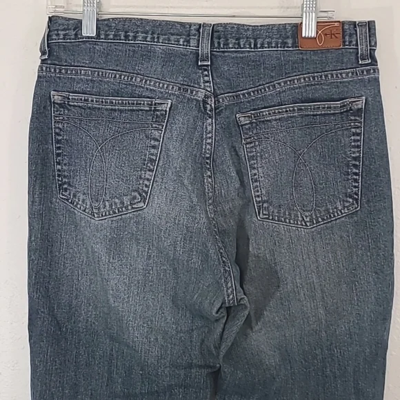 CALVIN KLEIN Women's Light Wash Bootcut Jeans, size 16 (run small) - Picture 6 of 10